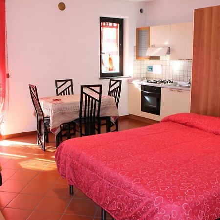 Relais St Gilles Hotel Verres Room photo
